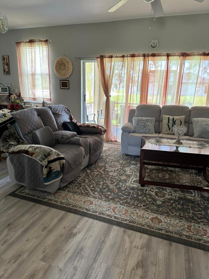Quiet Room In A Family Home Lehigh Acres Dış mekan fotoğraf